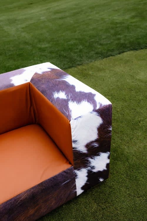 Mondrian Sofa - Cowhide view 4