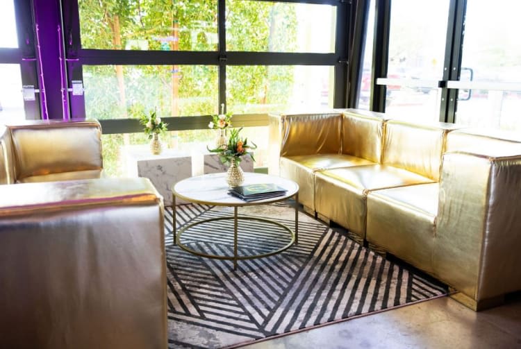 Mondrian Corner - Gold Metallic view 4