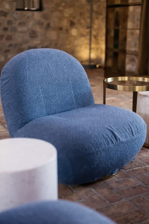 Pearl Lounge Chair - Boucle Sapphire view 4