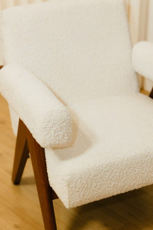 Lyra Side Chair view 5