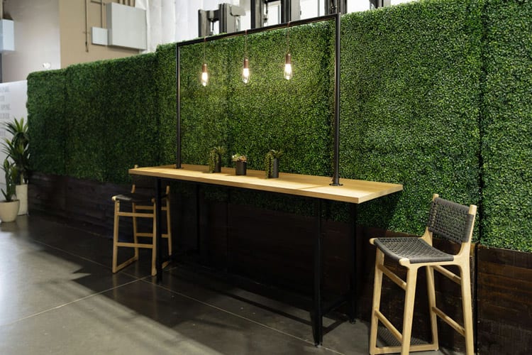 Hunter Communal Table / Natural Top view 3
