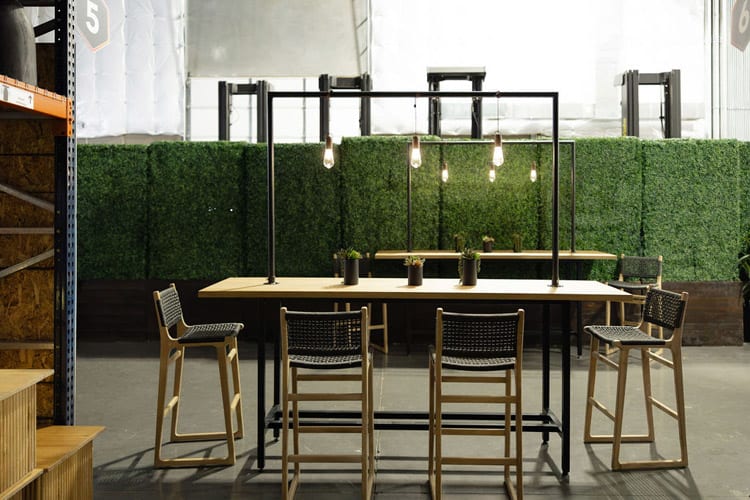 Hunter Communal Table / Natural Top view 6