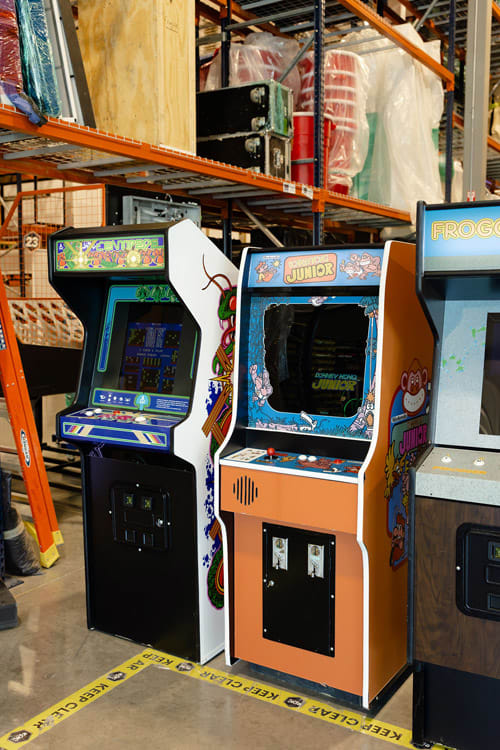Centipede Arcade Game view 2
