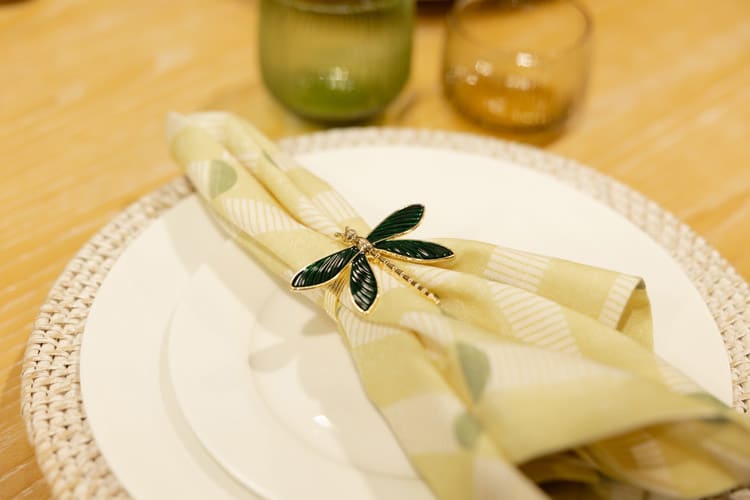 Clara Dinner Plate view 3