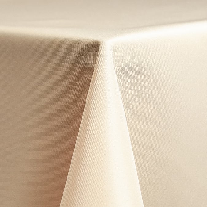 108" POLY IVORY