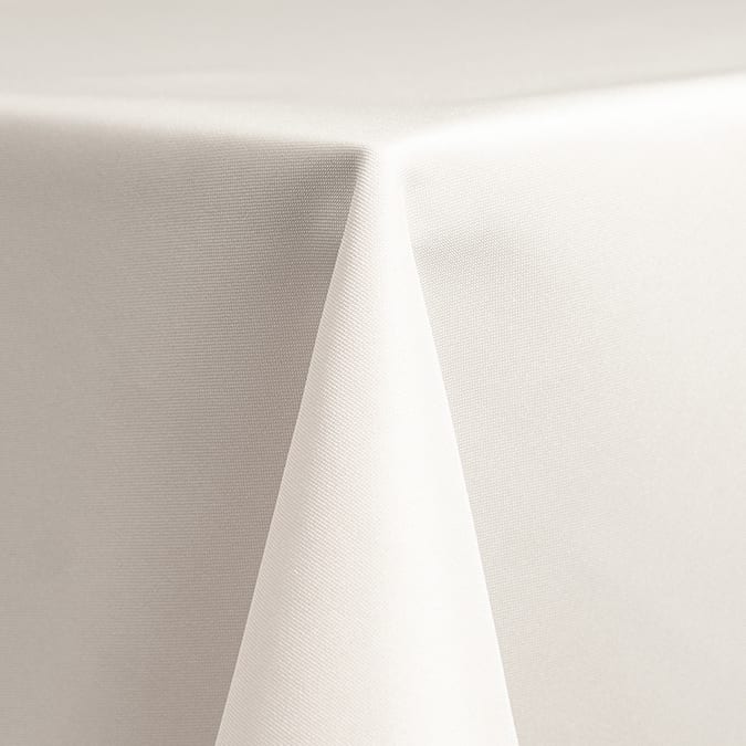 120" POLY WHITE