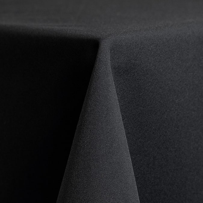 132" POLY BLACK
