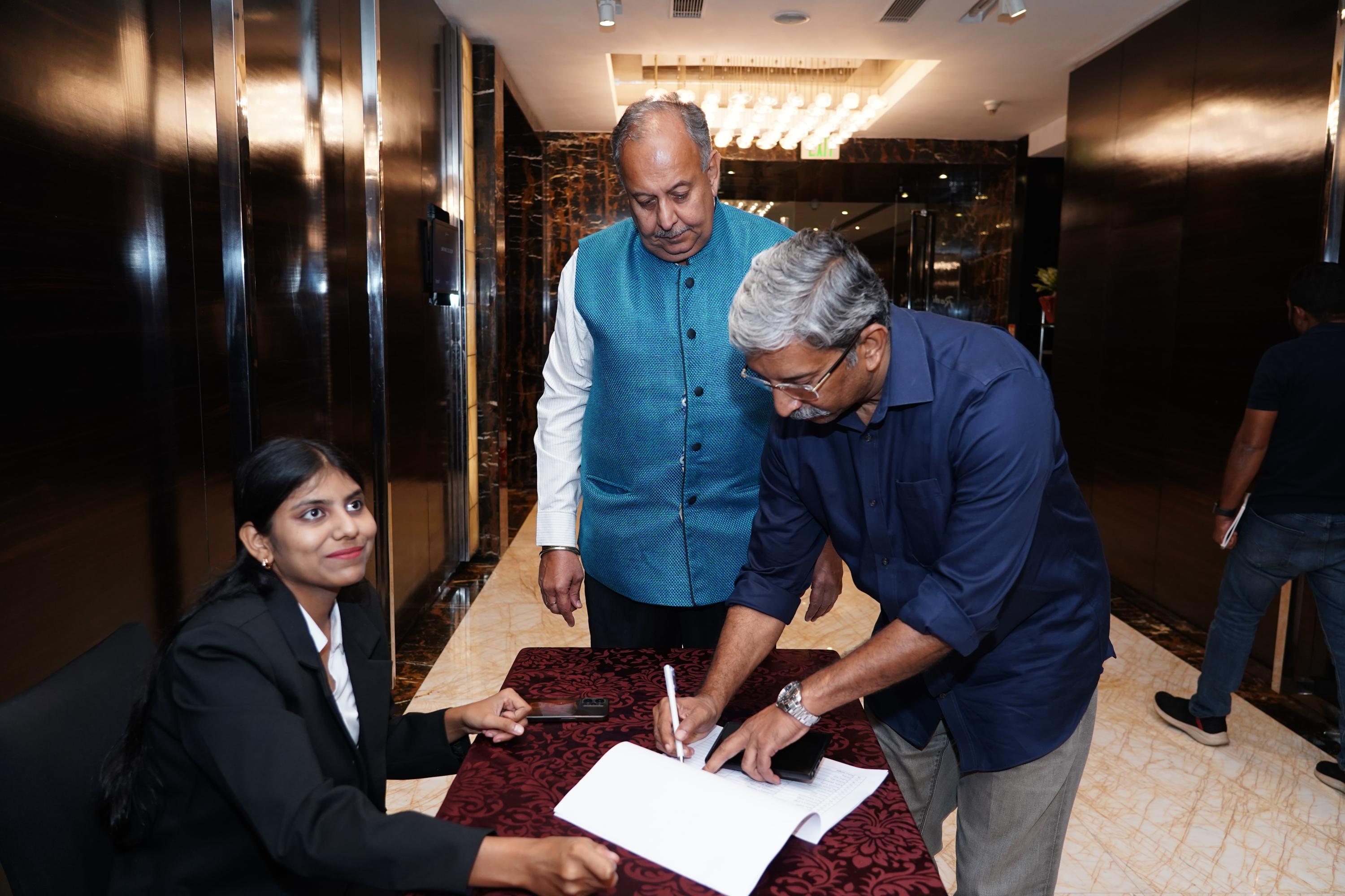 Delhi Panel Discussion photo 2