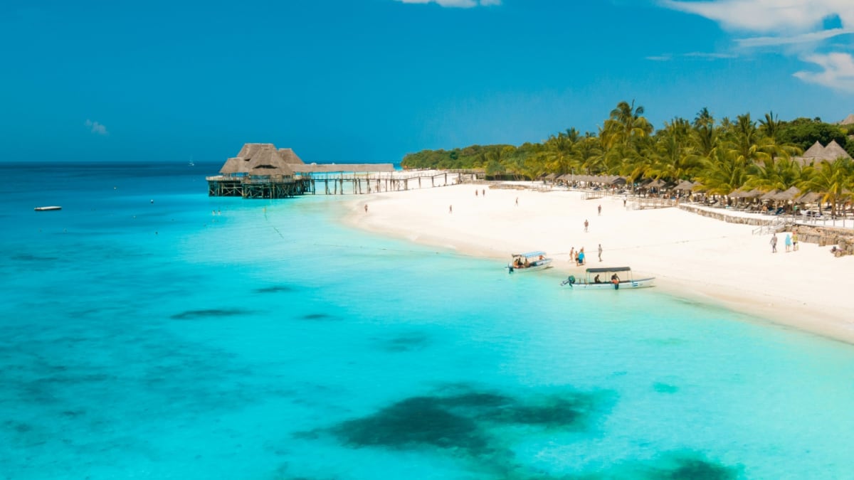 Kenya and Zanzibar Itinerary: How to Combine Safari and Beach