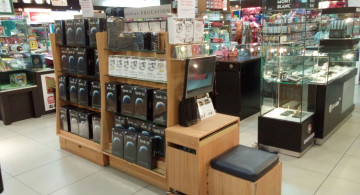 Gramedia Botani Square image