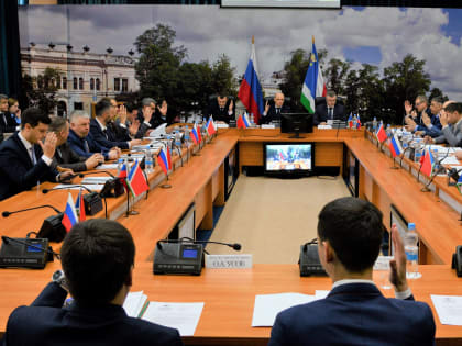 Увековечить память двух жителей Благовещенска решили депутаты на очередном заседании городской Думы