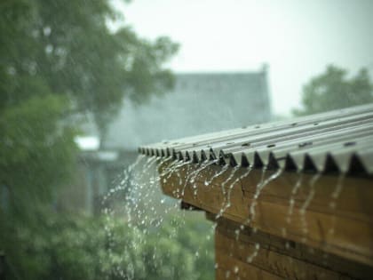 Жителям Завитинска перечисляют деньги за дома, поврежденные градом