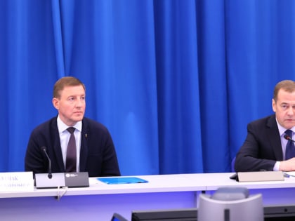 Социальная стабильность и развитие страны: «Единая Россия» заложит средства на реализацию народной программы