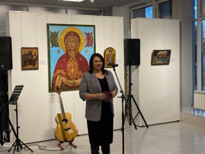 «Иконы мира» - под таким названием в Выставочном зале Благовещенска открылся первый в Приамурье масштабный показ религиозного искусства