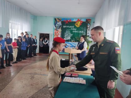 Школьники Белогорского округа вступили в "Юнармию"