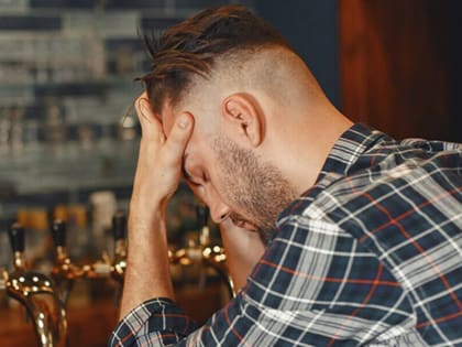 Магазинам намерены запретить торговать спиртным ночью под видом баров и кафе