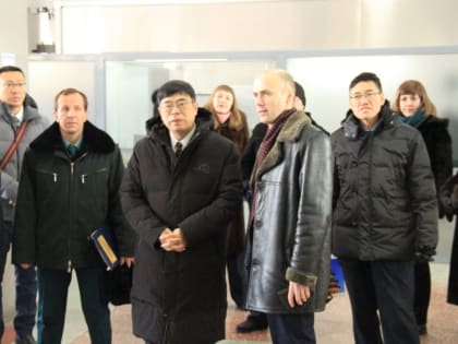 Генеральный консул КНР Цуй Гоцзэ обсудил работу на пунктах пропуска в Благовещенске
