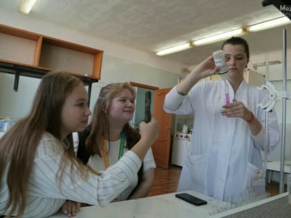 В Россию возвращается система распределения выпускников. Тем, кто не поедет, предлагают вернуть стоимость обучения