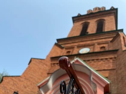 Архиепископ Лукиан совершил богослужение в храме Архистратига Божия Гавриила и прочих Небесных Сил бесплотных