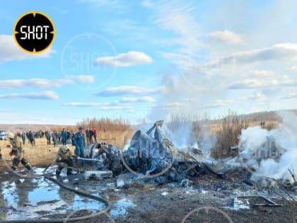 Вертолет Ми-8 со спасателями разбился в Забайкалье, погиб один человек