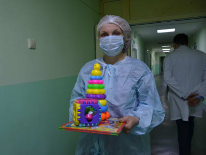 Из областной инфекционной больницы воспитанники Дома малютки уедут с подарками