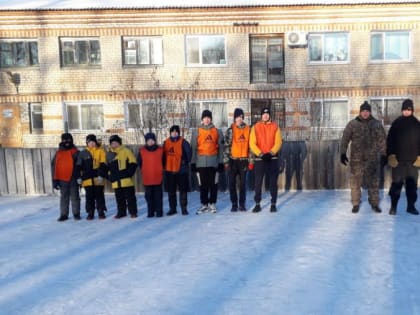 Зимние игры на льду и спортивные мероприятия