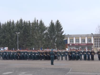 Девять золотых медалистов выпустились в этом году из ДВОКУ