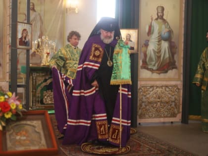 В день святой блаженной Ксении Петербургской два Амурских храма отмечают престольный праздник