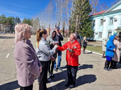 Жителям поселка Серышево напомнили о сроках подачи деклараций о доходах
