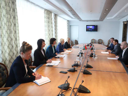 Мэр Благовещенска работает в Минске на перспективу