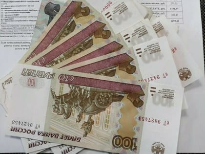 Дума запретила банкам брать комиссию при оплате услуг ЖКХ с некоторых категорий россиян