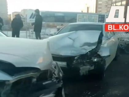 Жесткое ДТП с пострадавшими произошло в микрорайоне Благовещенска