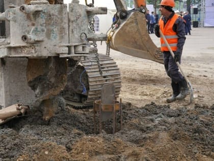 Через два года не узнаете: в аэропорту Благовещенска началось строительство нового современного терминала (фото)