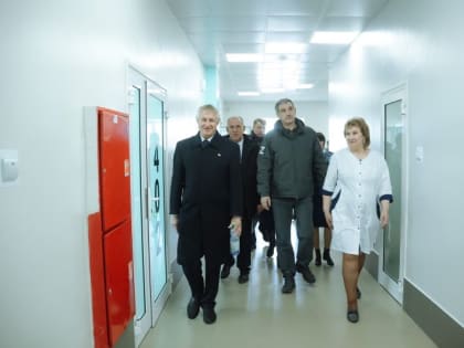 Василий Орлов поручил закупить новую мебель в Бурейскую больницу