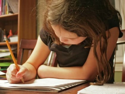 В Госдуме предложили отменить домашнее задание для школьников