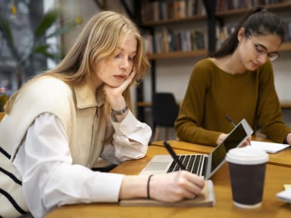 Более тысячи амурчан решили потратить материнский капитал на оплату образования детей