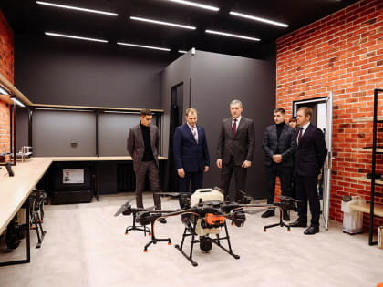 В ДальГАУ создают центр искусственного интеллекта для АПК и учат использовать дроны в военных целях (фото)