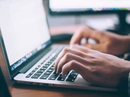 Кому предстоит отчитаться о доходах и как подать декларацию через Личный кабинет узнали амурчане благодаря работе горячей линии