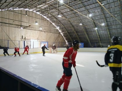 Благовещенцы взяли золото на чемпионате по ринк-бенди