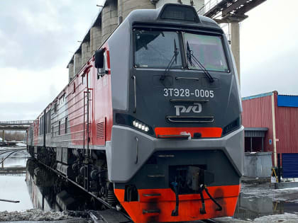 В Тынду на смену локомотивам с американскими двигателями пришли импортозамещенные