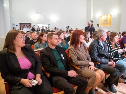 В Благовещенске состоялась презентация книги, которая посвящена воинам СВО (фото)