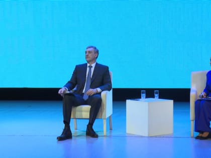 Василий Орлов ответил на вопросы участников «АмурМедиаФорума»