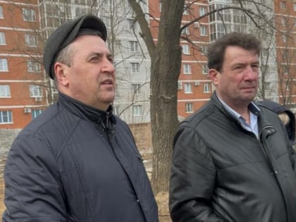 Мэру Благовещенска пришлось лично вмешаться, чтобы «вечный перекоп» засыпали (фото, видео)