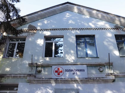 Василий Орлов пообещал быстрее выделить финансирование на ремонт Мазановской больницы