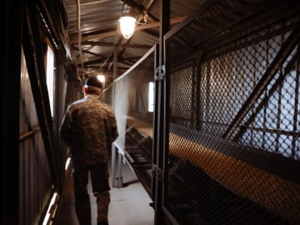 Губернатор Приамурья побывал в месте, откуда грузы идут в Китай, Северную и Южную Кореи, Монголию и Казахстан (фото)