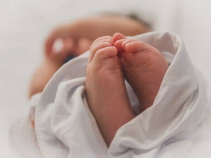 Лотерея для новорожденных: новые инициативы для повышения рождаемости в России