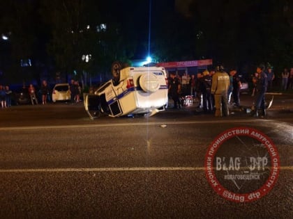 В Благовещенске в ДТП попали одновременно два экипажа полиции