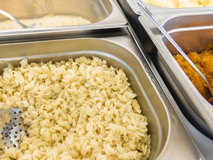 11 учеников почувствовали себя плохо после обеда в одной из школ в Якутии