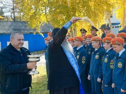 Пожарные и спасатели Приамурья приняли участие в благодарственном молебне в честь образа Божией Матери «Неопалимая Купина»