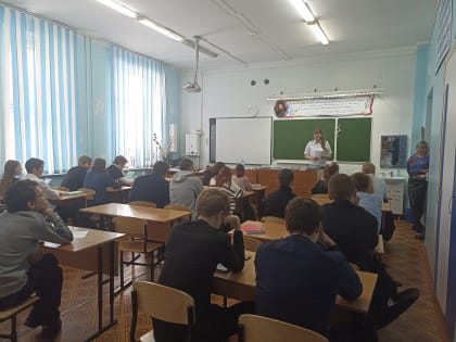 В Тындинском округе прошли уроки налоговой грамотности, выезд мобильного офиса и раздача листовок